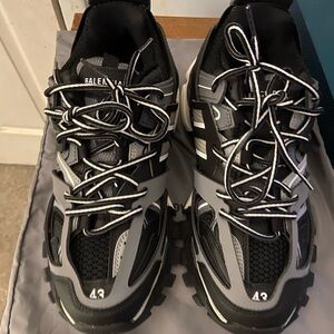 Balenciaga tracks Black grey